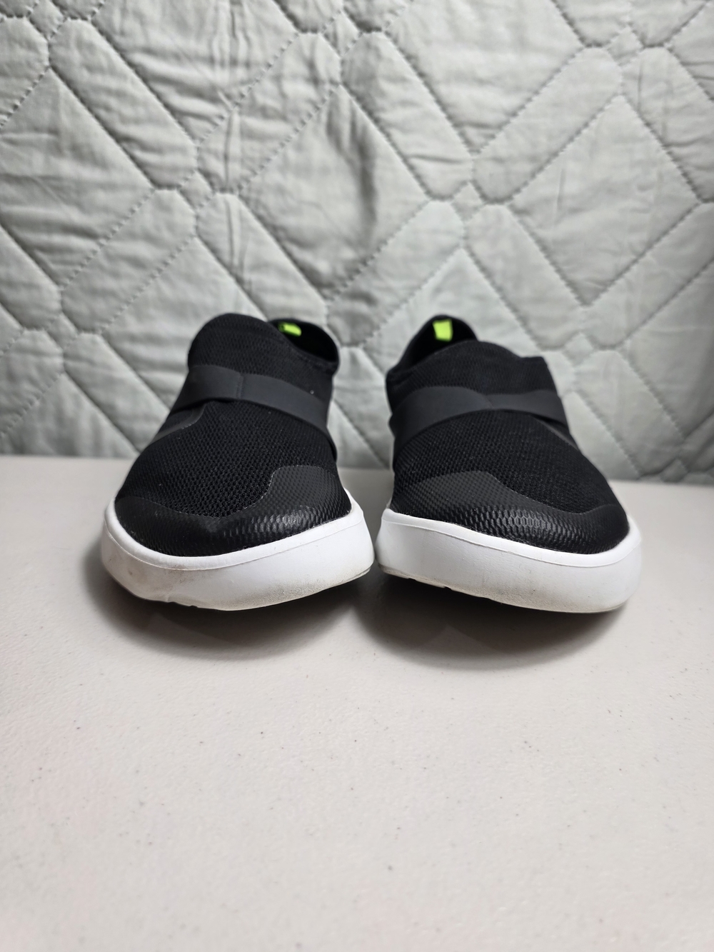 OOFOS Oomg Low Shoes Mens 8 Black Mesh Slip On Comfort Recovery Casual - Picture 4 of 8